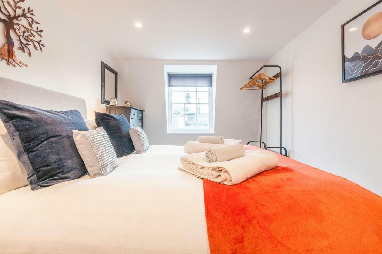 Pure B - Exceptional Views Of Tamar & Royal William Yard With Free Parking & Wifi Apartment Plymouth Ngoại thất bức ảnh
