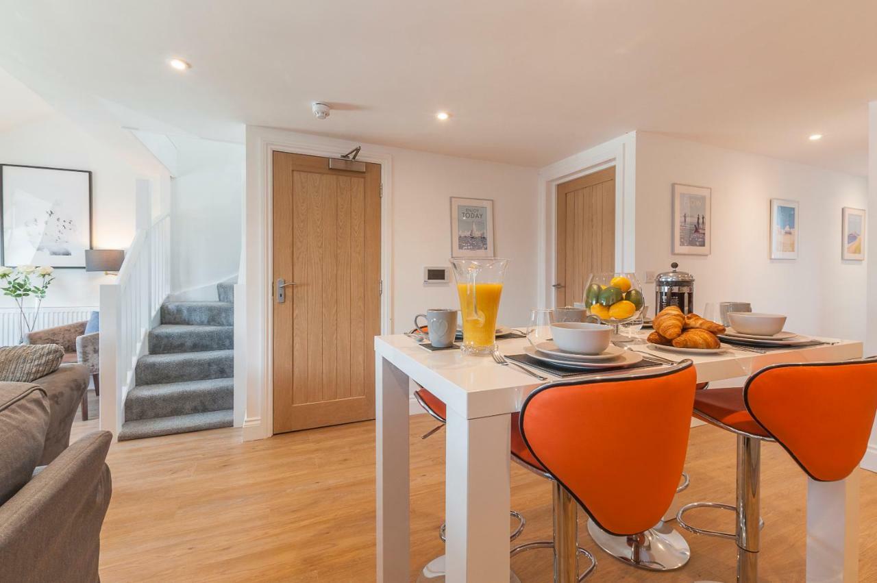 Pure B - Exceptional Views Of Tamar & Royal William Yard With Free Parking & Wifi Apartment Plymouth Ngoại thất bức ảnh