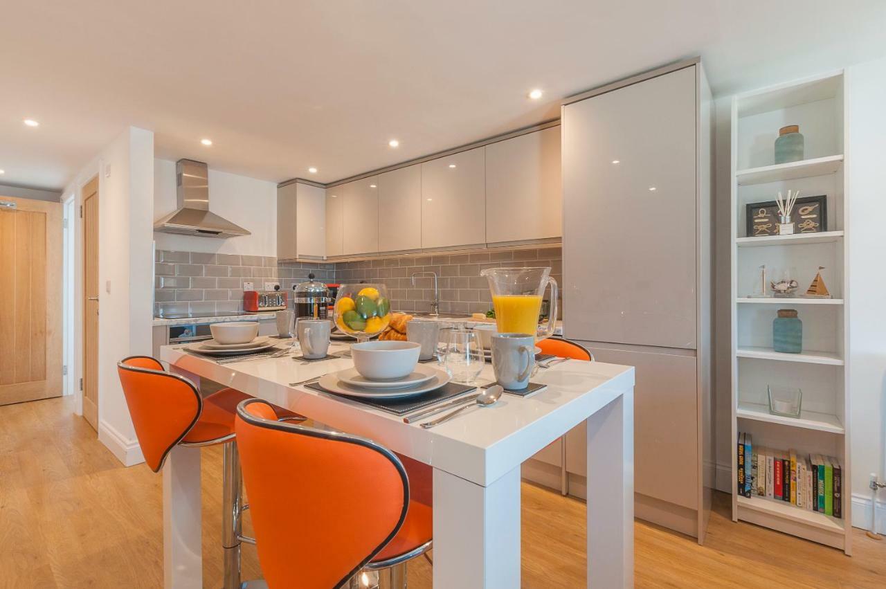 Pure B - Exceptional Views Of Tamar & Royal William Yard With Free Parking & Wifi Apartment Plymouth Ngoại thất bức ảnh