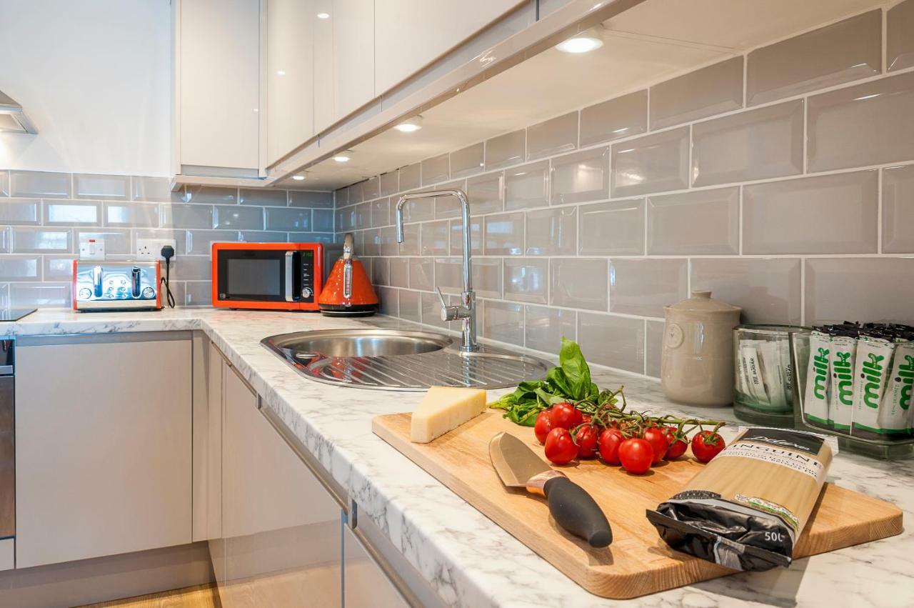 Pure B - Exceptional Views Of Tamar & Royal William Yard With Free Parking & Wifi Apartment Plymouth Ngoại thất bức ảnh