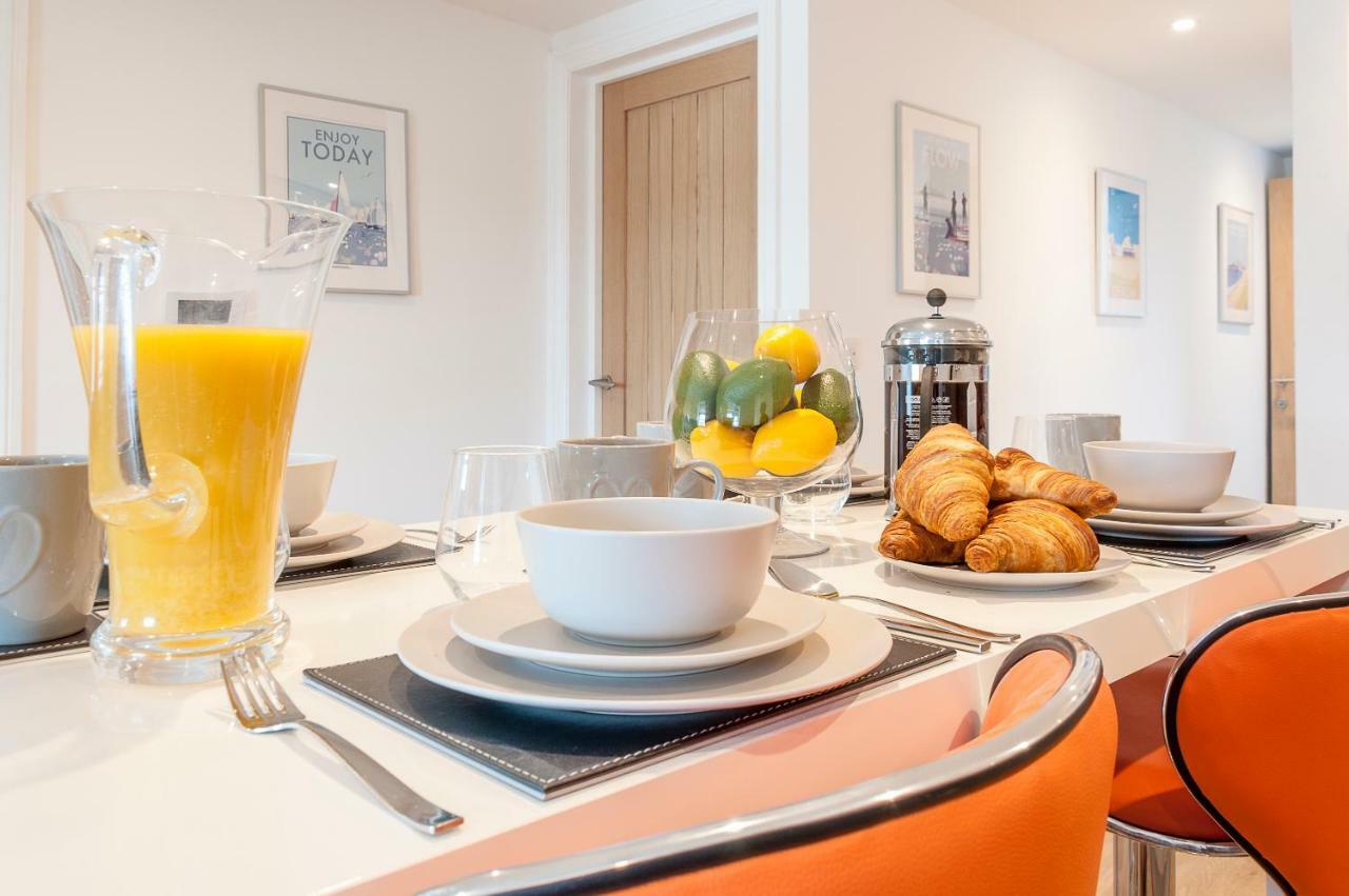 Pure B - Exceptional Views Of Tamar & Royal William Yard With Free Parking & Wifi Apartment Plymouth Ngoại thất bức ảnh
